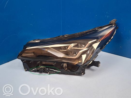 Lexus NX Priekinis žibintas 