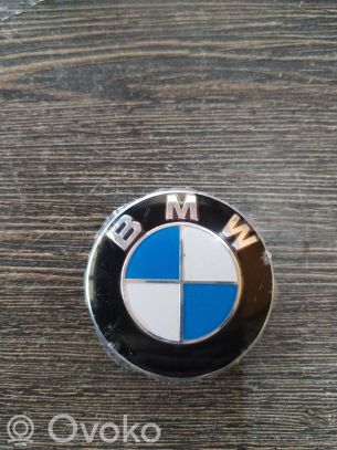 BMW 5 E60 E61 Dekielki / Kapsle oryginalne 