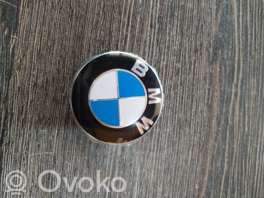 BMW 5 E60 E61 Dekielki / Kapsle oryginalne 