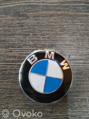 BMW 5 E60 E61 Dekielki / Kapsle oryginalne 
