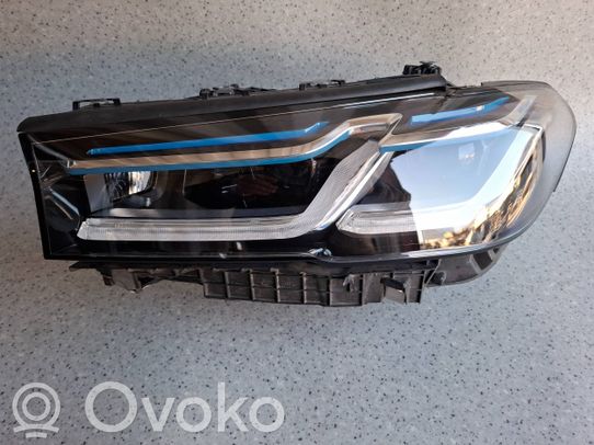 BMW 5 G30 G31 Priekinis žibintas 