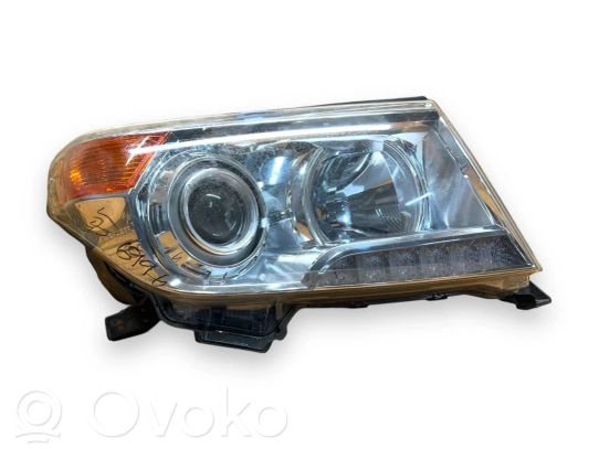 Toyota Land Cruiser (J200) Priekinis žibintas 