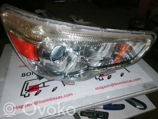 Mitsubishi ASX Priekinis žibintas 