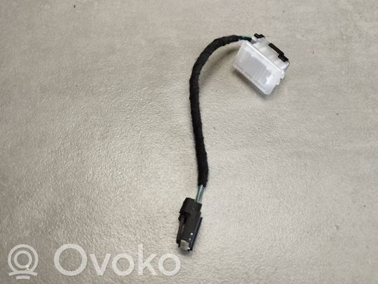 Volkswagen Amarok II Luce vano portaoggetti 