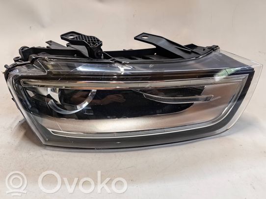 Audi Q3 8U Priekinis žibintas 