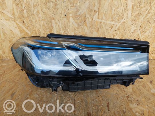 BMW 5 G30 G31 Priekinis žibintas 