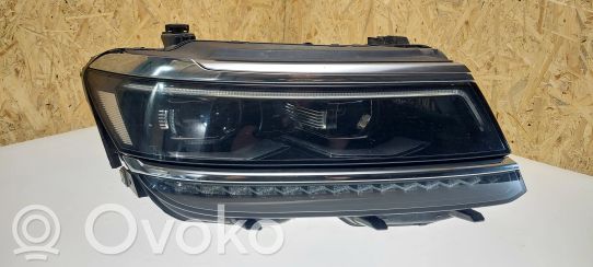 Volkswagen Tiguan Priekinis žibintas 