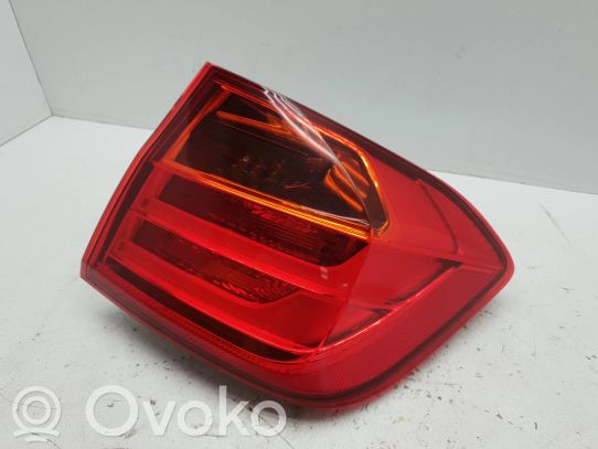BMW 3 F30 F35 F31 Galinis žibintas kėbule 