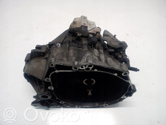 Peugeot 407 Mechaninė 5 pavarų dėžė 