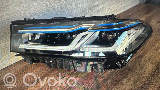 BMW 5 G30 G31 Priekinis žibintas 