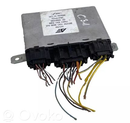 Volkswagen PASSAT B7 Module confort 