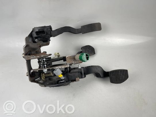 Peugeot 208 Pedalų komplektas 