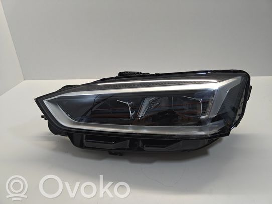 Audi A5 Priekinis žibintas 