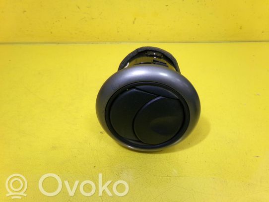 Nissan Note (E11) Kojelaudan sivutuuletussuuttimen kehys 