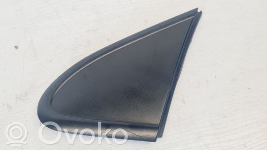 Volkswagen Fox Lokasuojan päätylista 