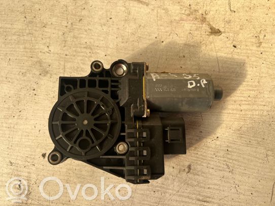 Audi A4 S4 B5 8D Etuoven ikkunan nostomoottori 