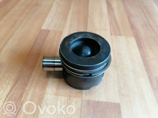 Land Rover Range Rover Sport L320 Piston 