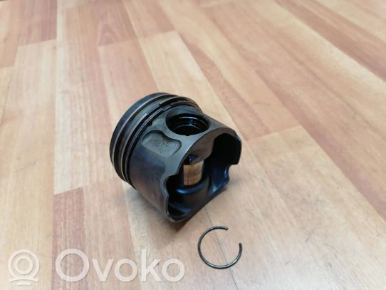 Land Rover Range Rover Sport L320 Piston 