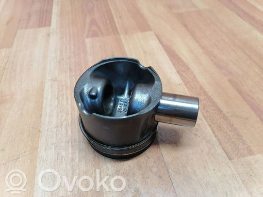 Jaguar XF X250 Piston 