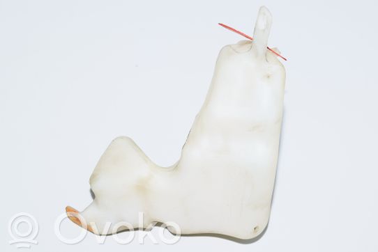 BMW 5 E39 Windshield washer fluid reservoir/tank 