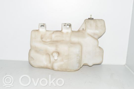 BMW 5 E39 Windshield washer fluid reservoir/tank 