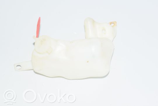 BMW 5 E39 Windshield washer fluid reservoir/tank 