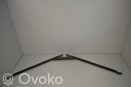 BMW 3 F30 F35 F31 Cita veida dzinēja nodalījuma detaļa 