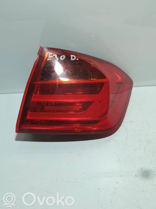 BMW 3 F30 F35 F31 Galinis žibintas kėbule 