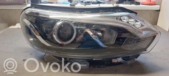 Toyota Proace Priekinis žibintas 