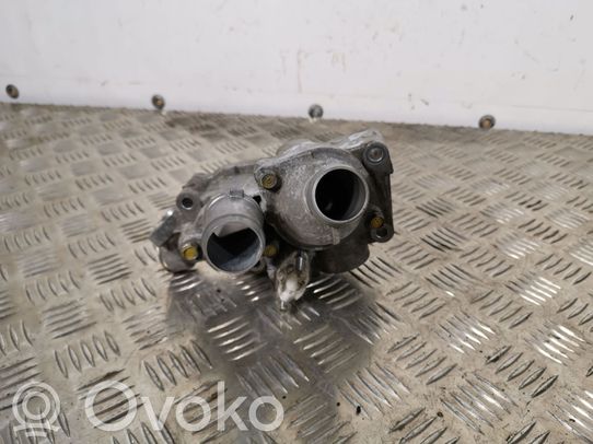 Honda CR-V Boîtier de thermostat / thermostat 