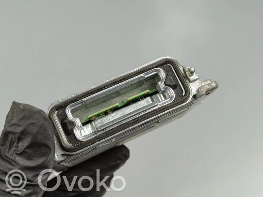 ya ♥ 89089352 Jeep Grand Cherokee Žibinto blokelis/ (xenon