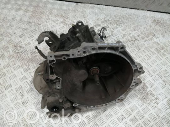 Peugeot 2008 I Mechaninė 5 pavarų dėžė 