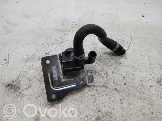Volvo XC40 Cirkuliacinis el. siurbliukas 