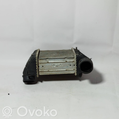 Volkswagen Golf IV Radiatore intercooler 