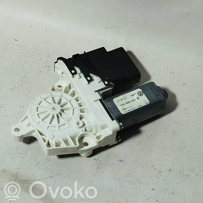 Motorino alzacristalli della portiera posteriore   1K5839401B,1K0959703F,998347210