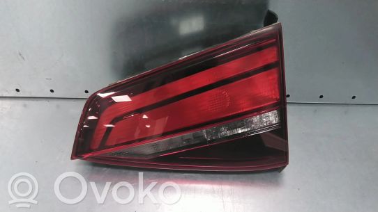 Volkswagen Jetta VI Takavalot 