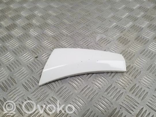 Mercedes-Benz C W205 Modanatura separatore del paraurti anteriore 