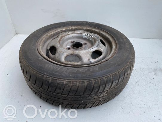 Toyota Corolla E100 Jante en acier R14 