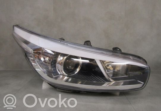 KIA Ceed Priekinis žibintas 