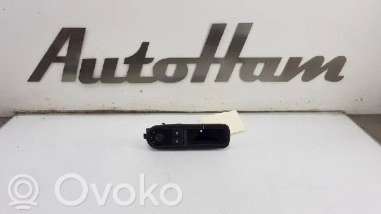 Renault Twingo II Interruttore di controllo dell’alzacristalli elettrico 