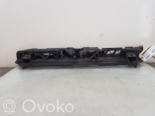 Peugeot 308 Support de radiateur sur cadre face avant 
