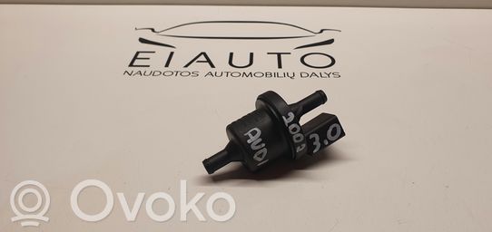 Audi A4 S4 B6 8E 8H Valvola di depressione 