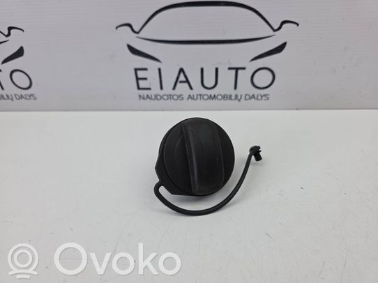 Audi Q2 - Tappo del serbatoio del carburante 
