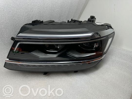 Volkswagen Tiguan Priekinis žibintas 