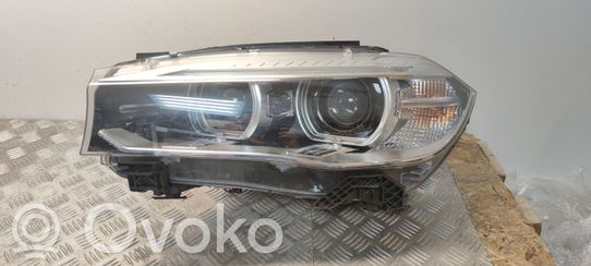 BMW X5 F15 Priekinis žibintas 