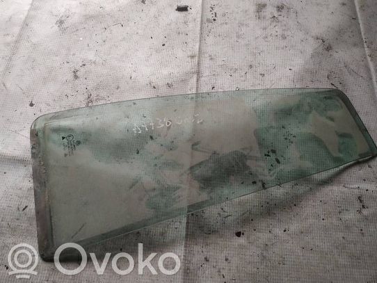 Rear vent window glass   AS2,AS2