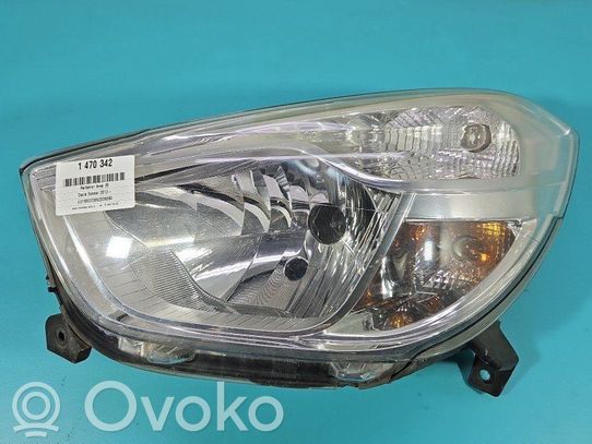 Dacia Dokker Priekinis žibintas 