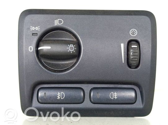 Volvo V70 Šviesų jungtukas 
