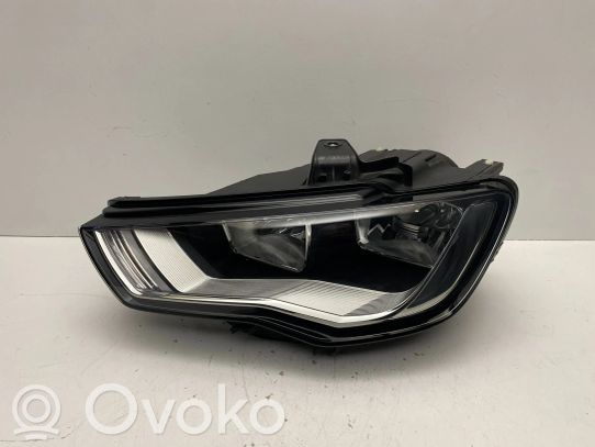 Audi A3 S3 8V Priekinis žibintas 