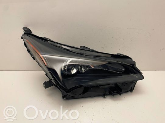 Lexus NX Priekinis žibintas 